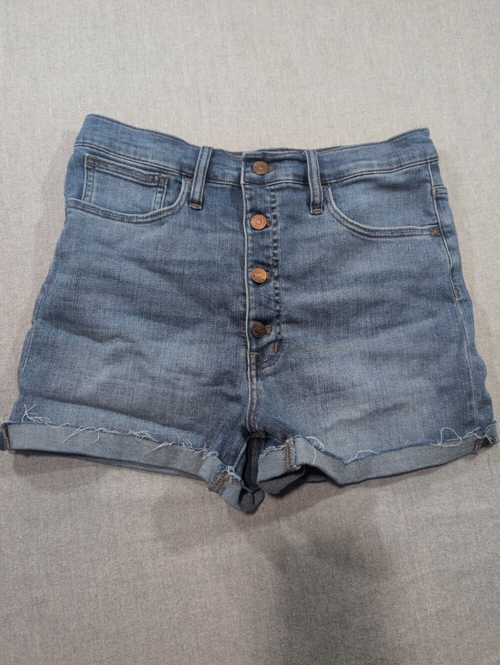 Madewell high rise denim shorts size 30 blue button fly cuffed hem size 30